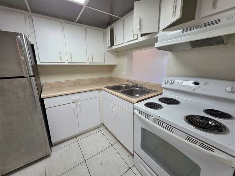 2800NW-56th-Ave-#E302-Lauderhill