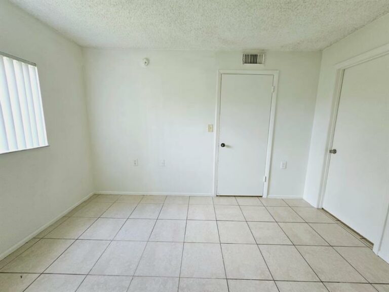 1163Lake-Terry-Dr-#L-West-Palm-Beach