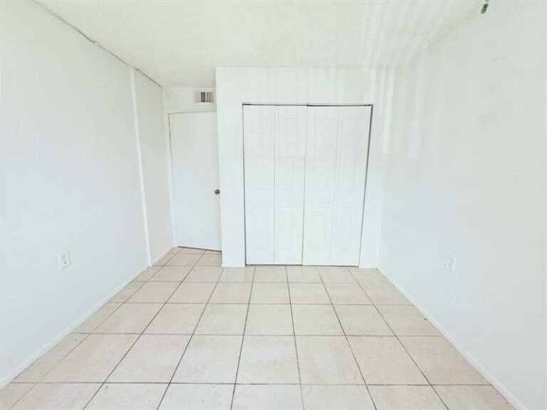 1163Lake-Terry-Dr-#L-West-Palm-Beach