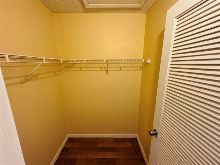 3449-NW-44th-St-#202-Lauderdale-Lakes