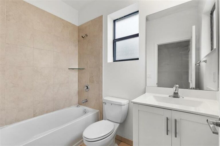 340-NE-208th-Ter-#340-Miami