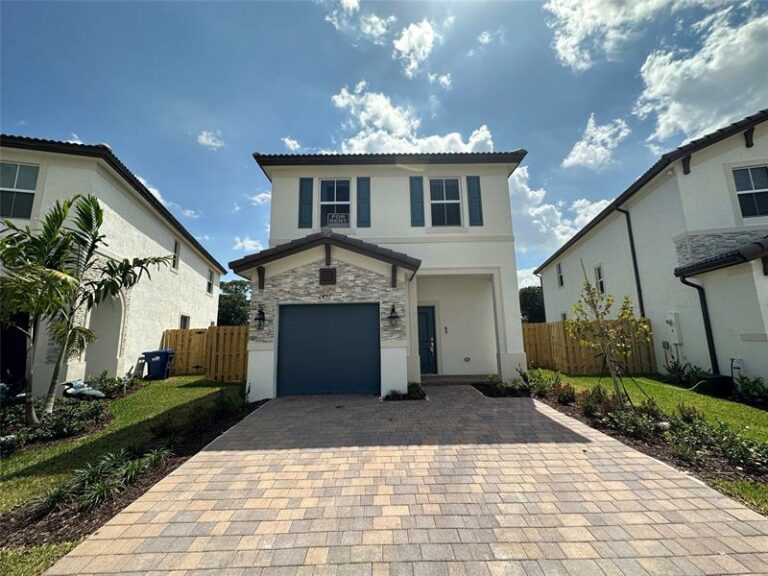 2437-NW-131st-Cir-Miami