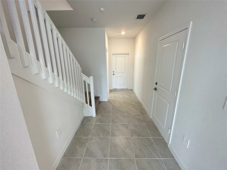 2437-NW-131st-Cir-Miami