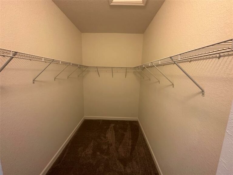 2437-NW-131st-Cir-Miami