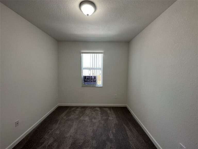 2437-NW-131st-Cir-Miami