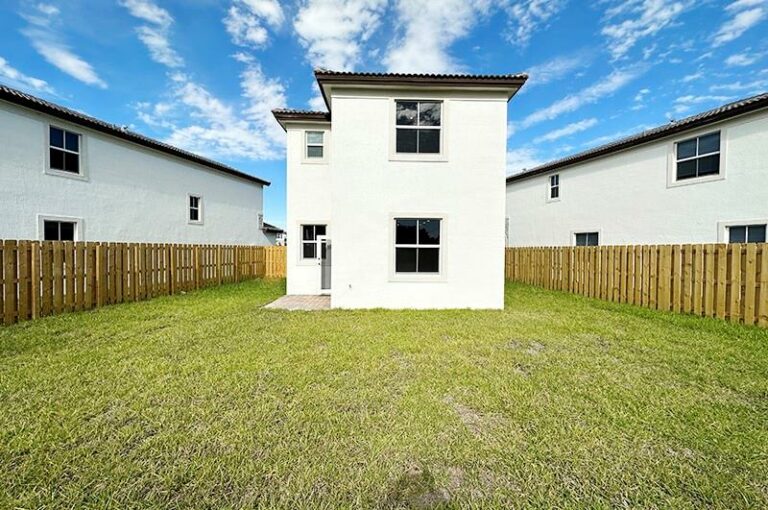 2437-NW-131st-Cir-Miami