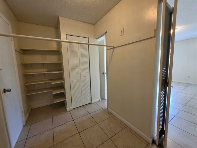 2800NW-56th-Ave-#E302-Lauderhill